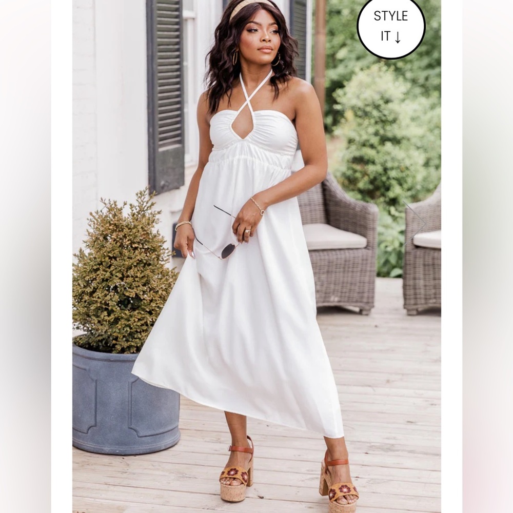 Pink Lily - Island Fever White Halter Maxi Dress - Size XL
